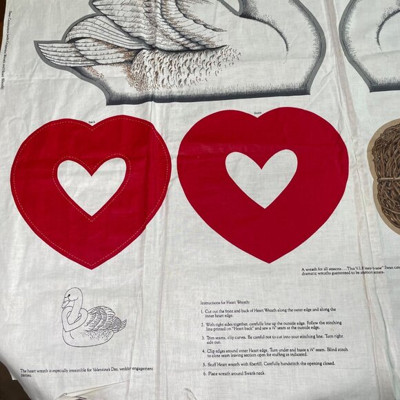 Cranston VIP Print Works Swan Centerpiece Grapevine Heart Wreath  u Fabric Patte - Picture 4 of 12